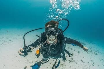 Intro Scuba Diving for beginners With (Lunch,Transfer) – Hurghada - Image 1