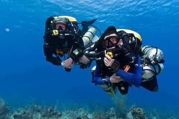 Intro Diving for Beginners 2 Stops Diving with Lunch - Hurghada - Image 1