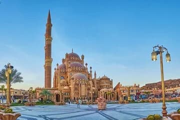 Sightseeing Tour in Sharm El Sheikh Visit Al Sahaba Mosque & SOHO Square - Image 1