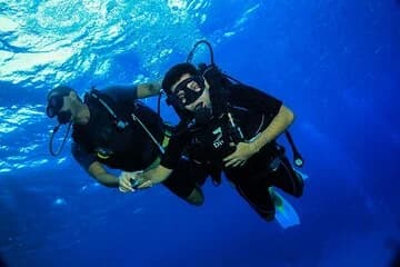 PADI Advanced Diving Course Open Water - Hurghada - Image 1