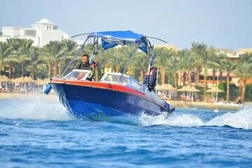 Private Speedboat Dolphin House Snorkeling & Water Sport–Hurghada - Image 1
