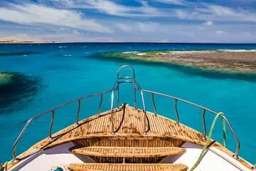 Full day Dolphin House snorkelling trip With lunch From Hurghada - Image 1