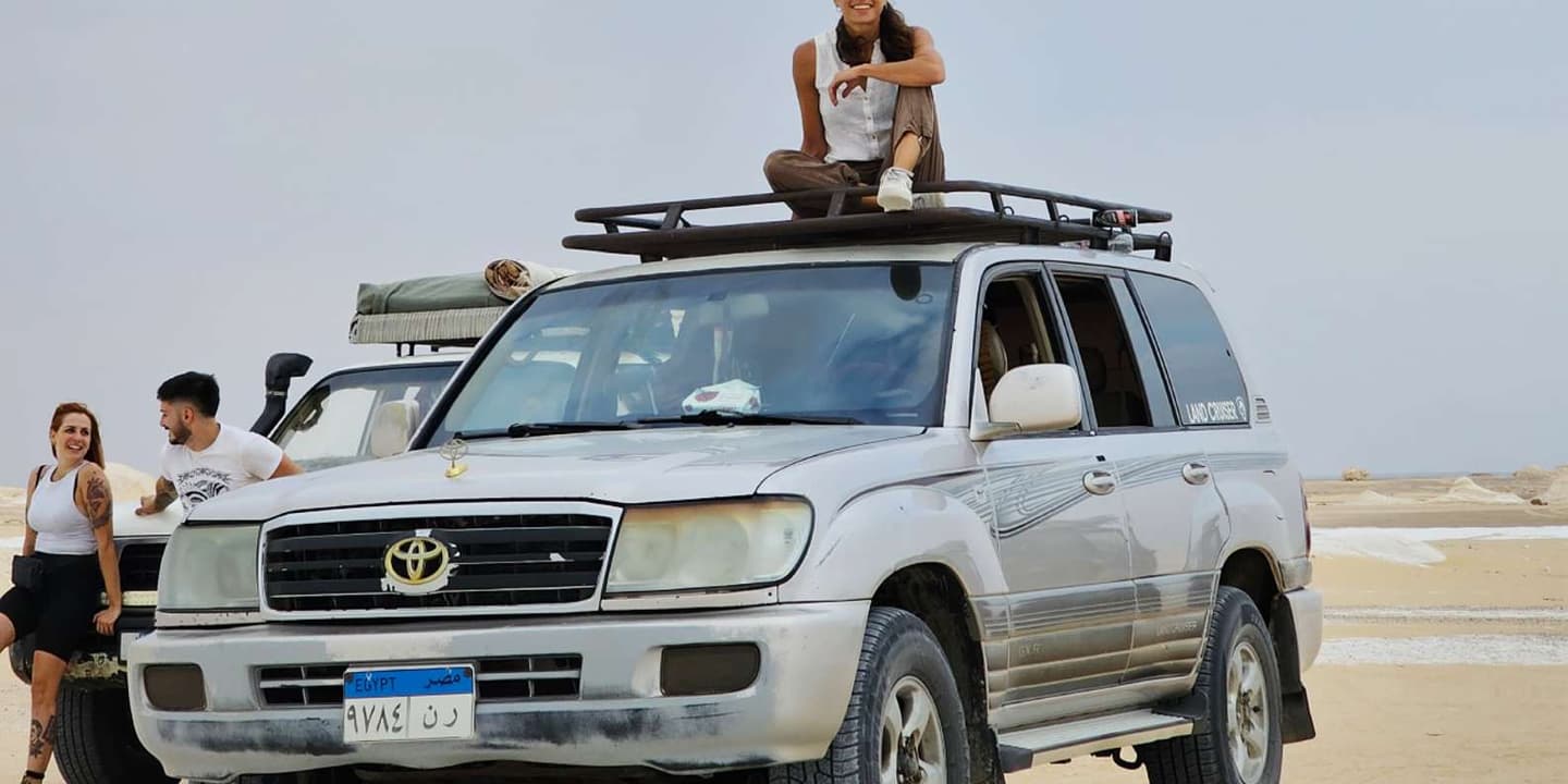 Cairo: 2-Day Bahariya & White Desert Private Camp